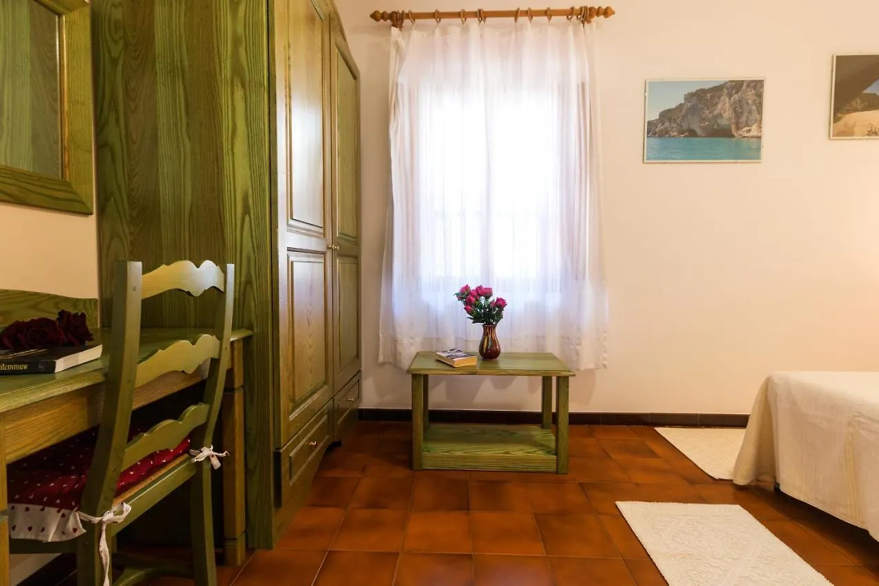 Traditional House Beranu Sardinia Cala Gonone Italie